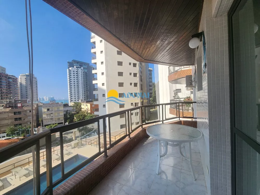 Apartamento à venda com 3 quartos, 220m² - Foto 1