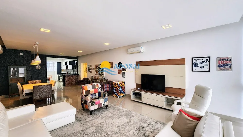 Apartamento, 4 quartos, 220 m² - Foto 1