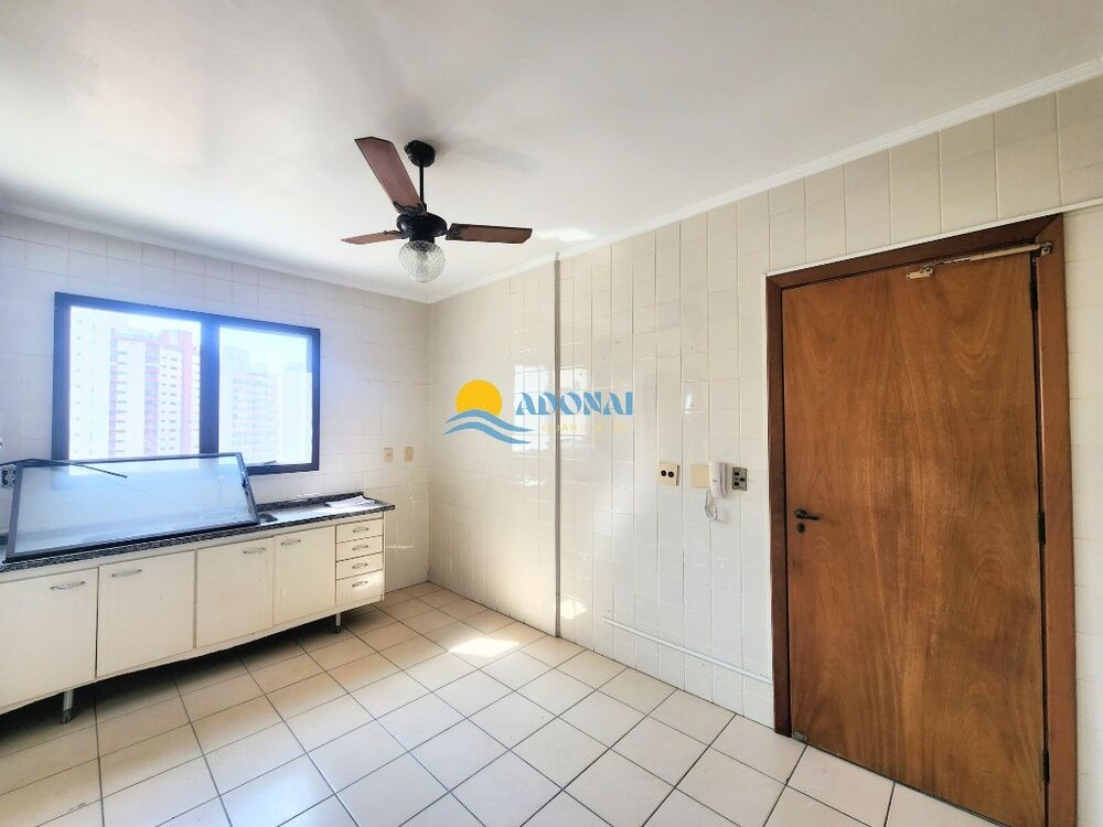 Apartamento, 3 quartos, 220 m² - Foto 13