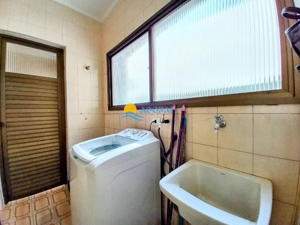 Cobertura, 3 quartos, 210 m² - Foto 2