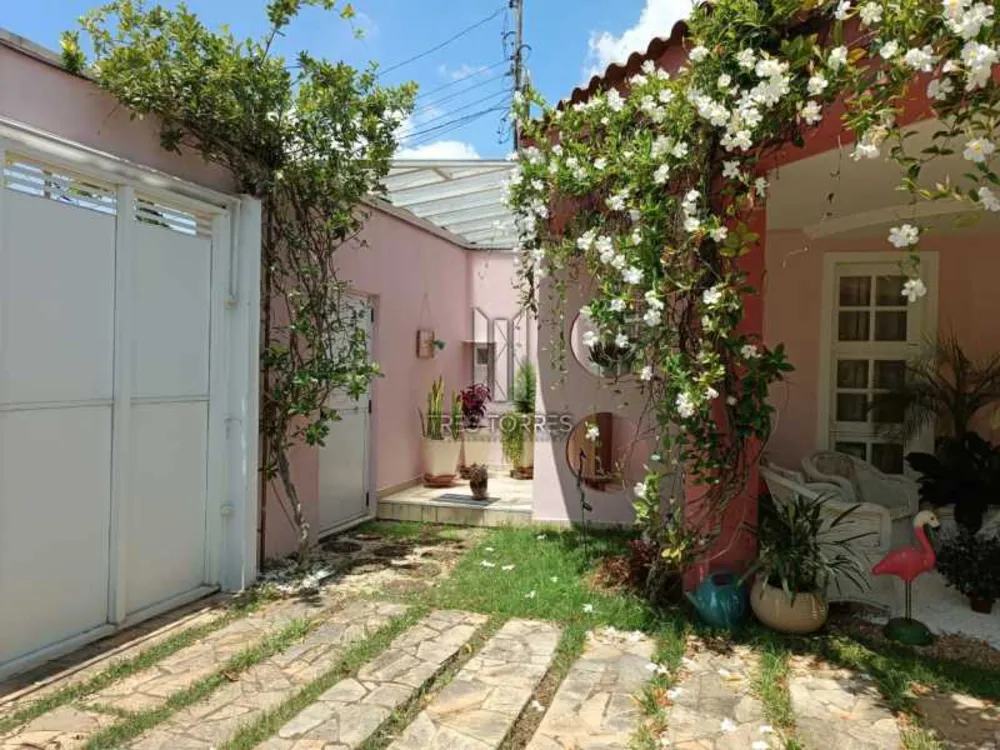 Casa, 3 quartos, 192 m² - Foto 4