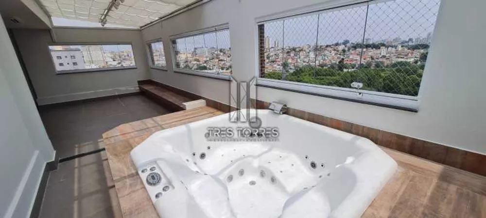 Apartamento à venda com 3 quartos, 180m² - Foto 3