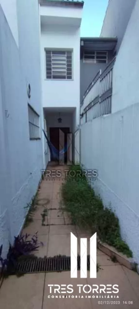 Casa de Vila à venda com 3 quartos, 130m² - Foto 2