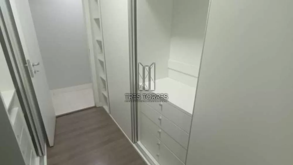 Apartamento à venda com 4 quartos, 162m² - Foto 4