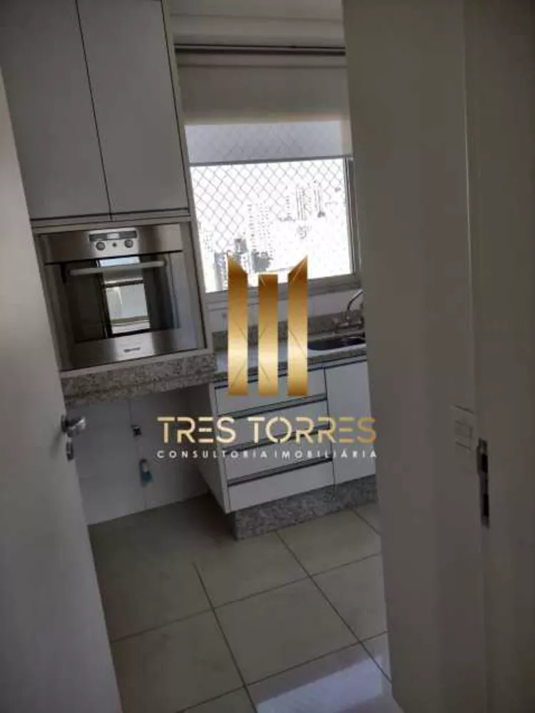 Apartamento à venda com 3 quartos, 215m² - Foto 6