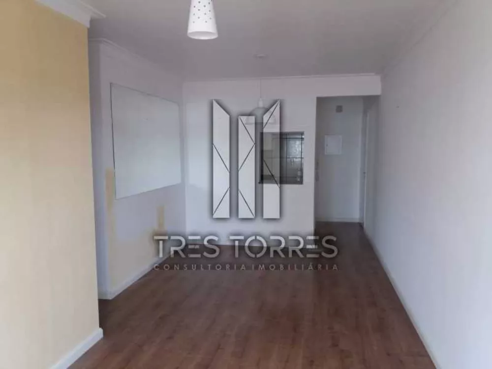 Apartamento à venda com 3 quartos, 61m² - Foto 2