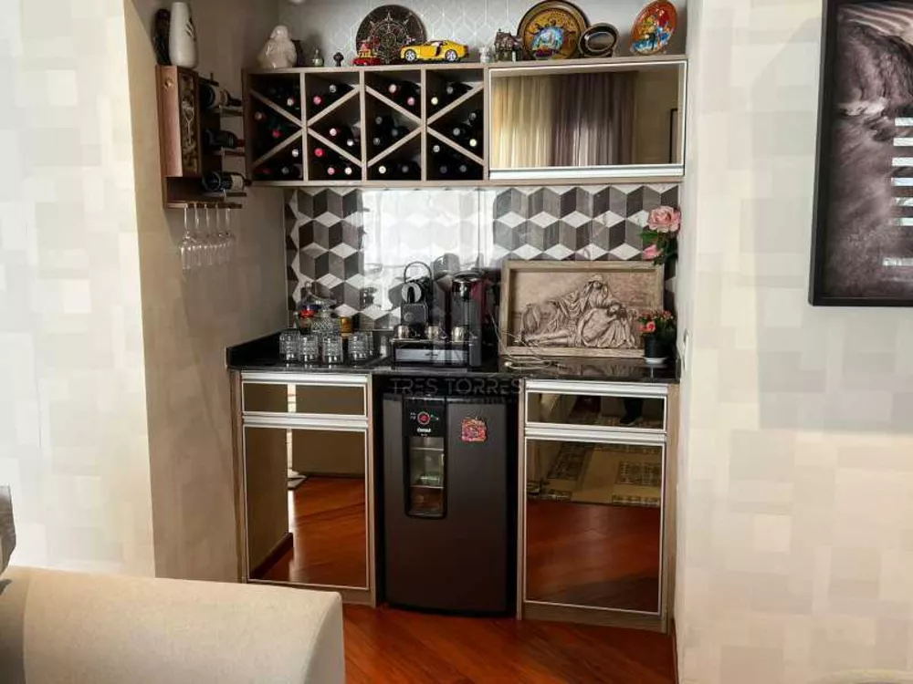 Apartamento à venda com 3 quartos, 162m² - Foto 6