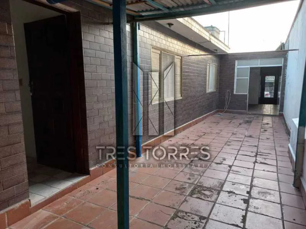 Casa à venda com 3 quartos, 169m² - Foto 4