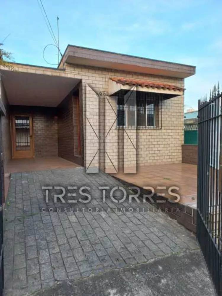 Casa à venda com 3 quartos, 169m² - Foto 1