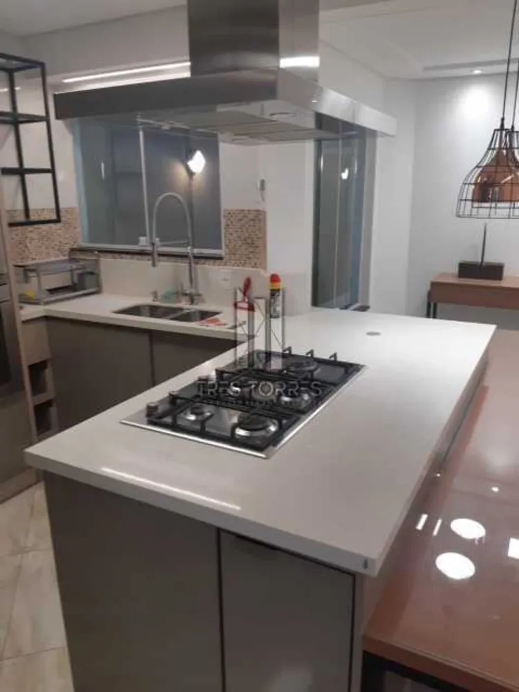 Casa, 3 quartos, 245 m² - Foto 2