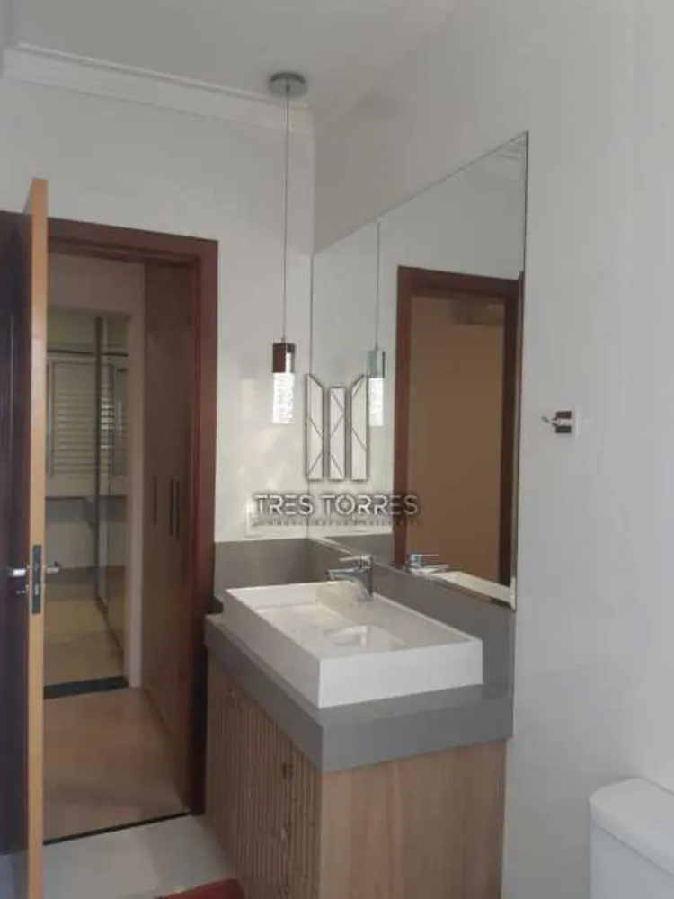 Casa, 3 quartos, 245 m² - Foto 10