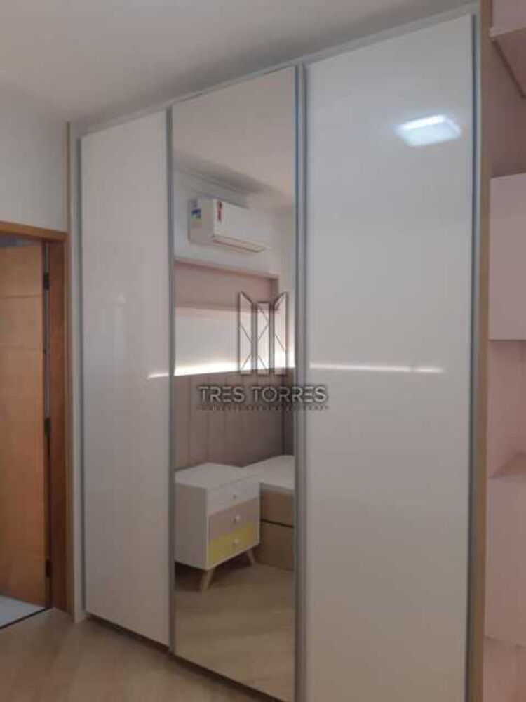 Casa, 3 quartos, 245 m² - Foto 3