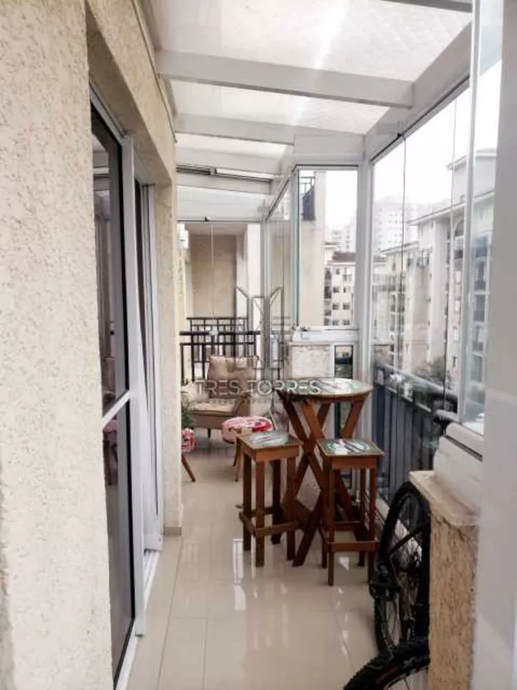 Apartamento à venda com 3 quartos, 110m² - Foto 1