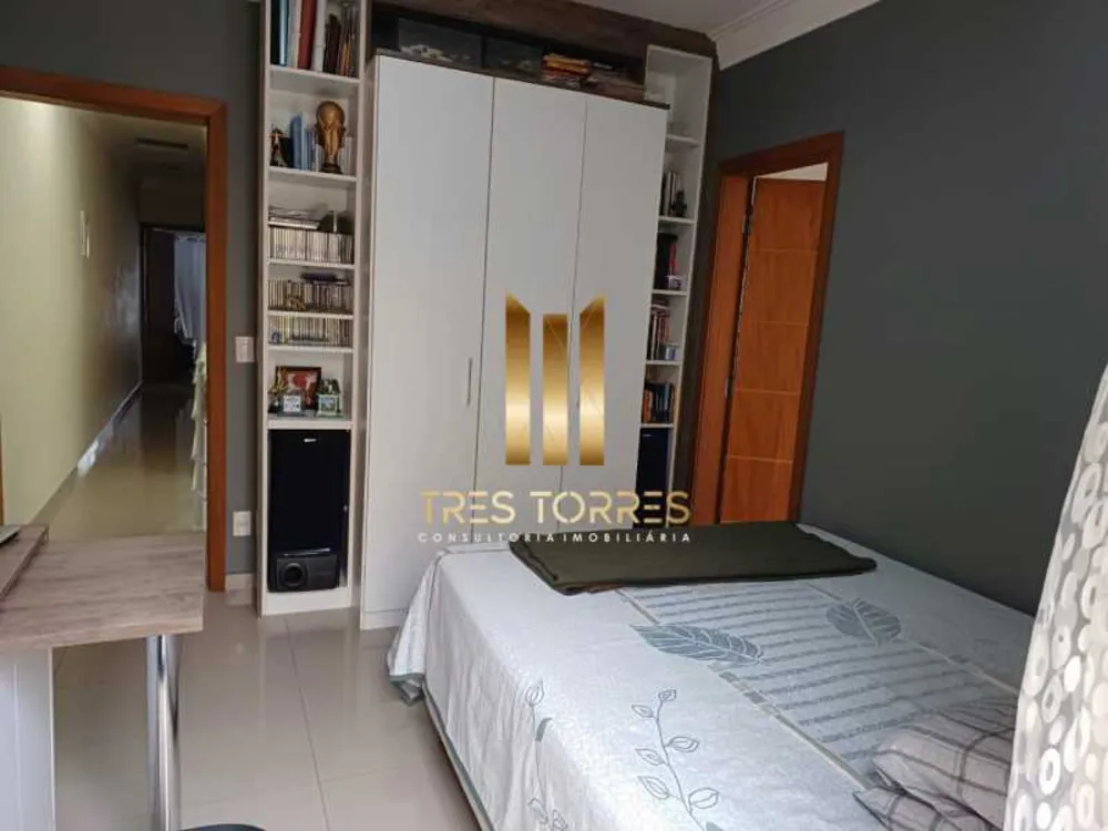Casa, 3 quartos, 217 m² - Foto 11