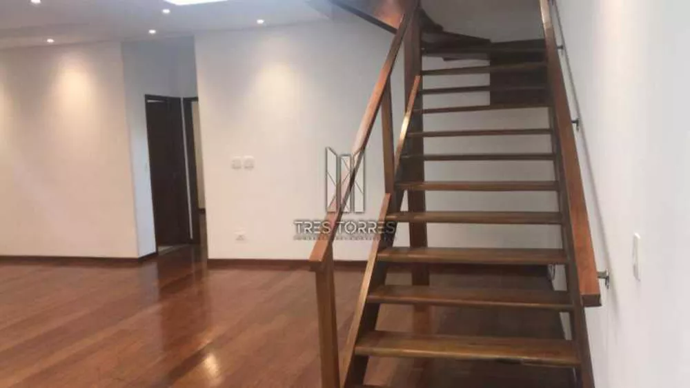 Casa à venda com 3 quartos, 480m² - Foto 2