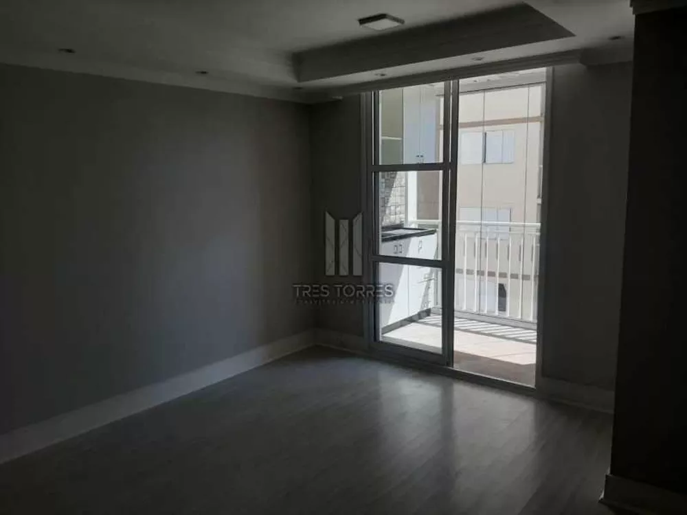 Apartamento à venda com 3 quartos, 73m² - Foto 2