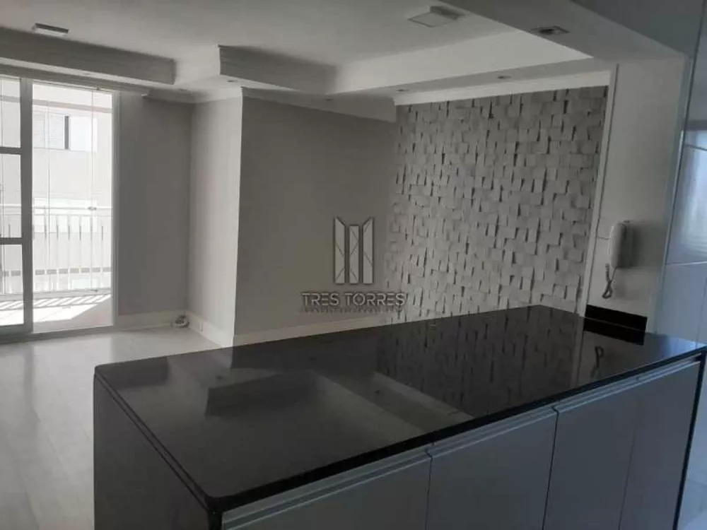 Apartamento à venda com 3 quartos, 73m² - Foto 1