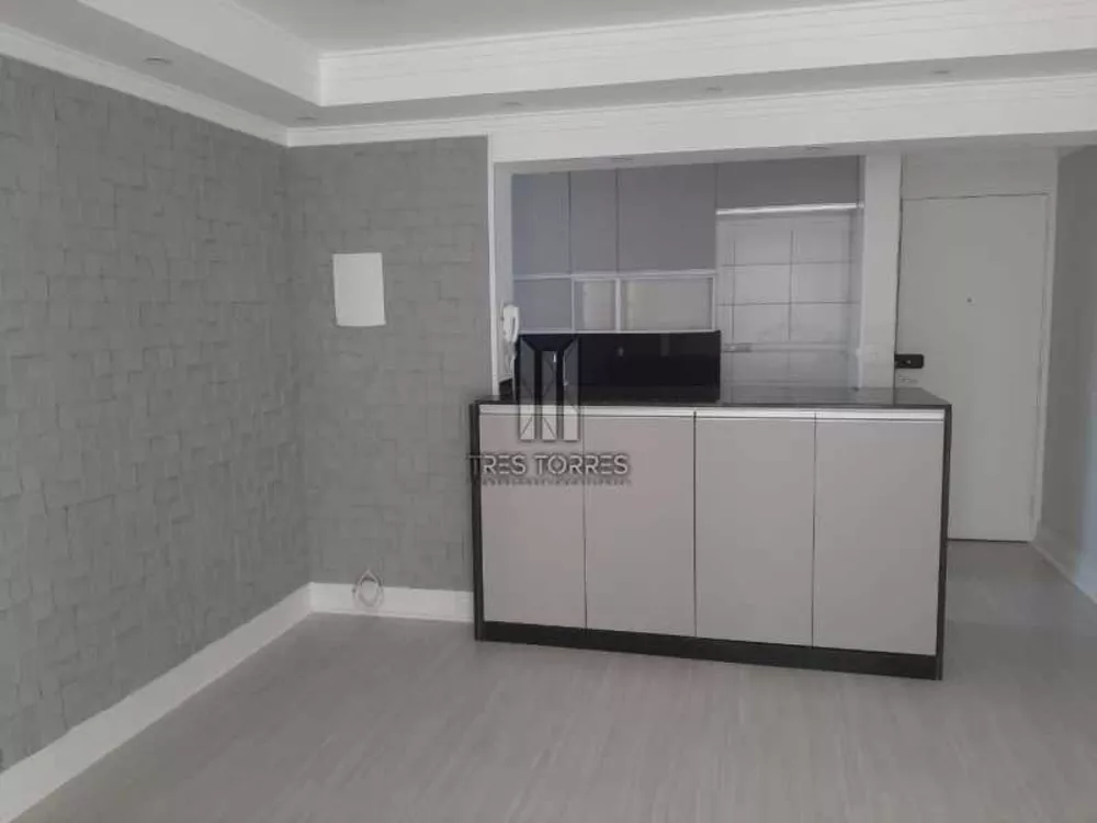 Apartamento à venda com 3 quartos, 73m² - Foto 4