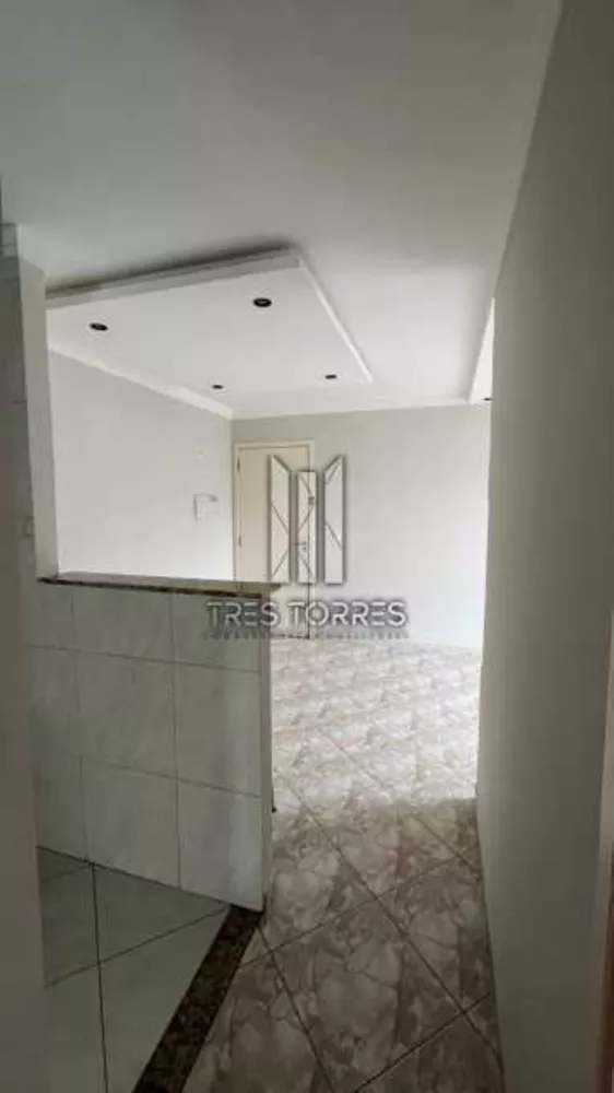 Apartamento para alugar com 2 quartos, 50m² - Foto 3