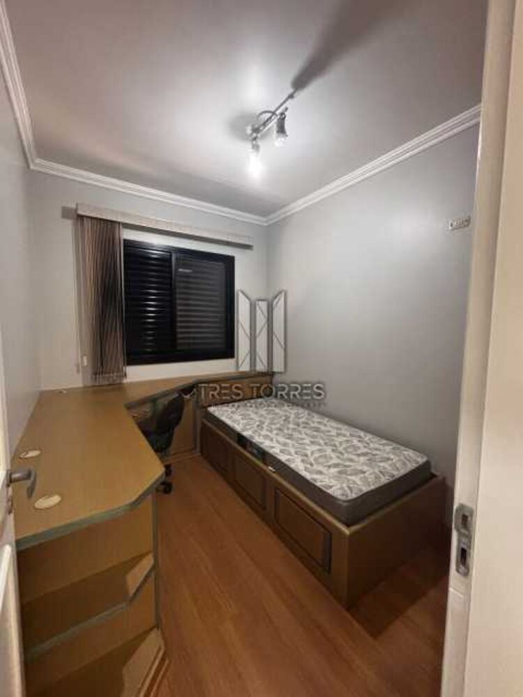 Apartamento para alugar com 3 quartos, 97m² - Foto 12