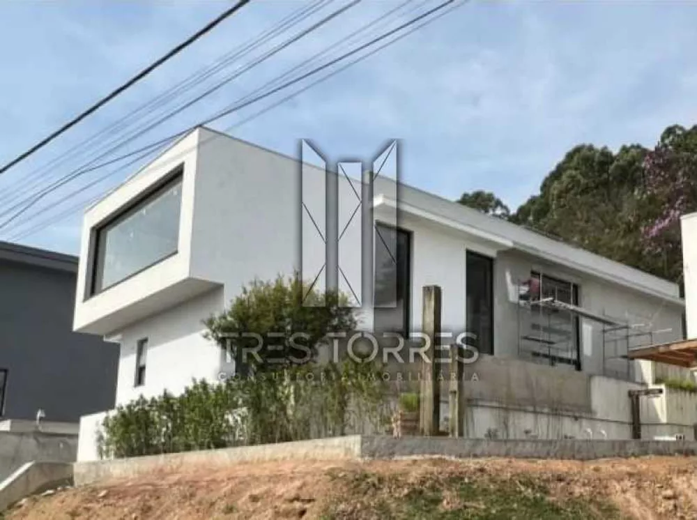 Casa de Condomínio à venda com 5 quartos, 486m² - Foto 3