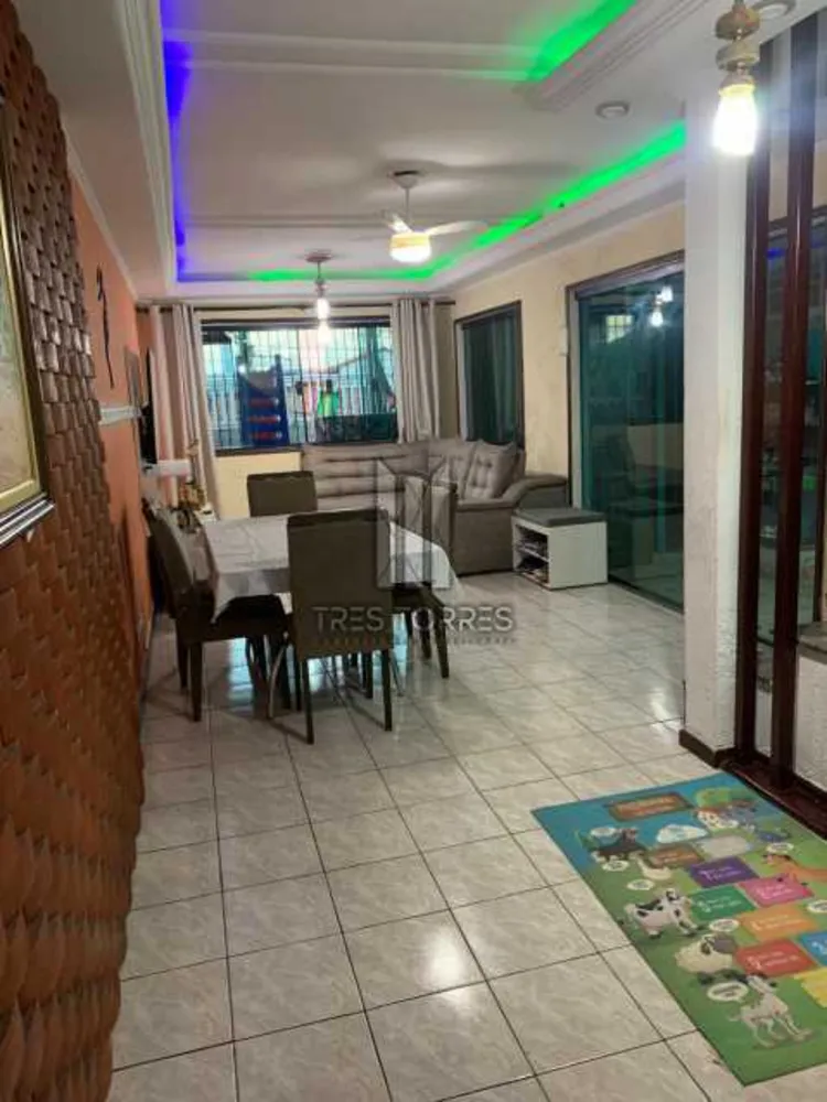 Casa, 3 quartos, 234 m² - Foto 15