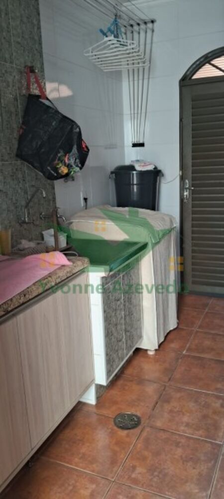 Casa, 4 quartos, 270 m² - Foto 1