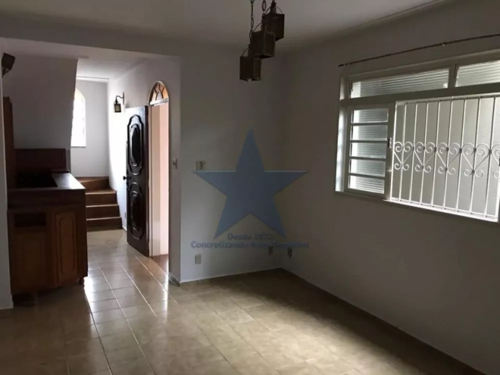 Casa à venda com 4 quartos, 300m² - Foto 3