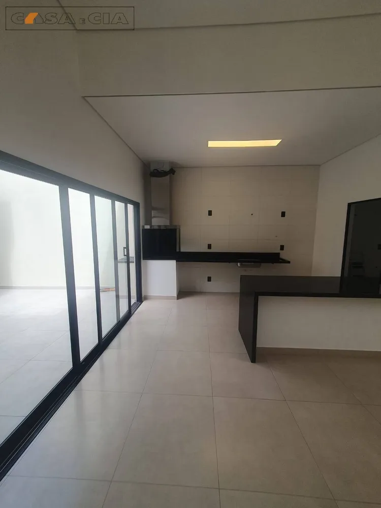 Casa, 3 quartos, 121 m² - Foto 1