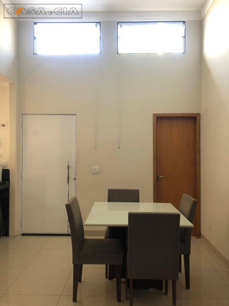 Casa, 3 quartos, 132 m² - Foto 2