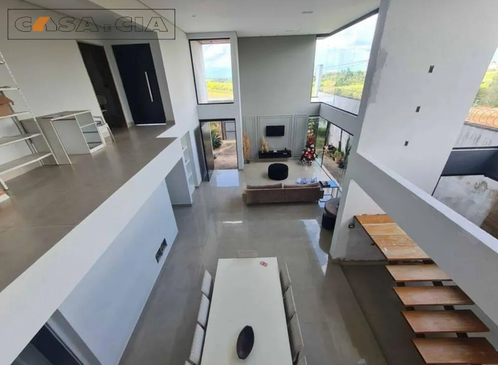 Casa, 5 quartos, 400 m² - Foto 1