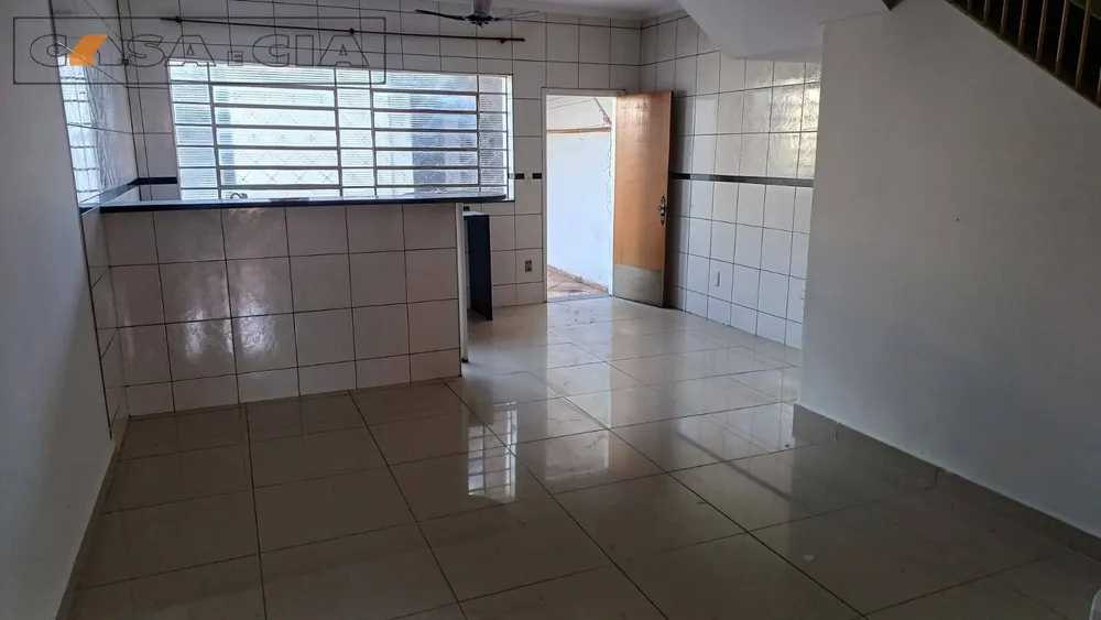 Casa, 3 quartos, 166 m² - Foto 3