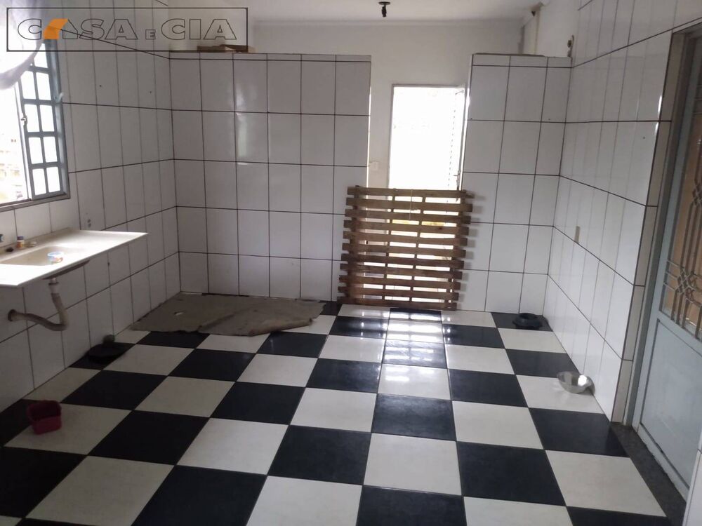 Casa, 3 quartos, 226 m² - Foto 2