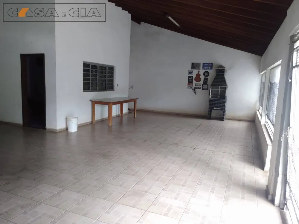 Casa, 3 quartos, 226 m² - Foto 2