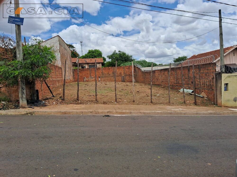 Terreno, 242 m² - Foto 1