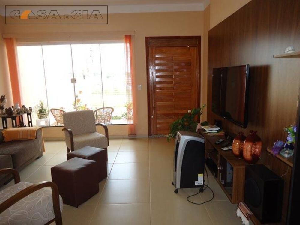 Casa, 2 quartos, 168 m² - Foto 1