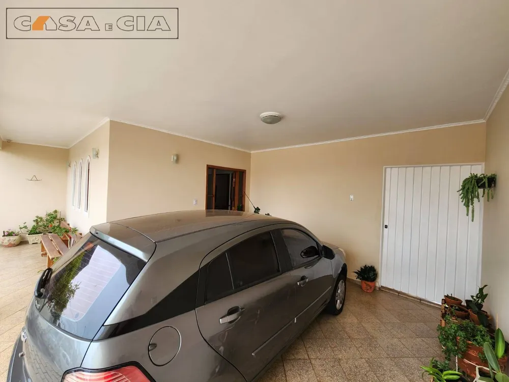 Casa, 3 quartos, 196 m² - Foto 2