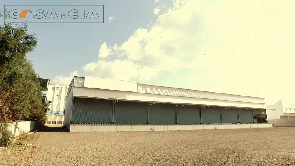 Sala-Conjunto, 2000 m² - Foto 1
