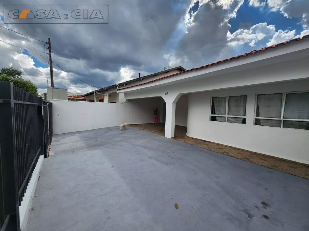 Casa à venda com 3 quartos, 200m² - Foto 3