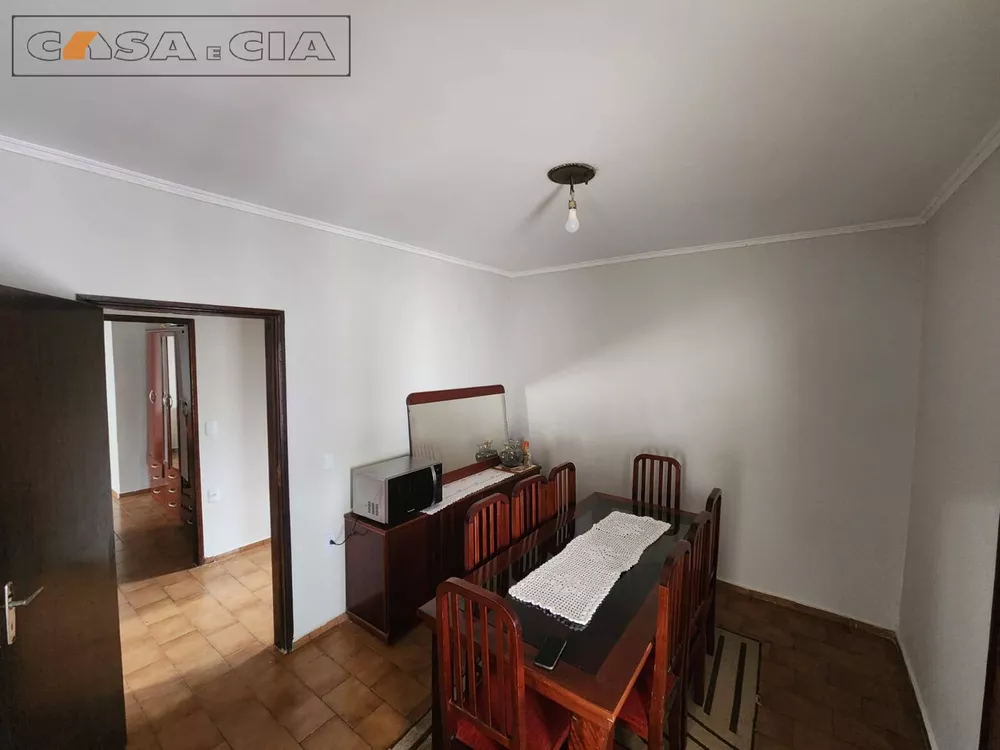 Casa à venda com 3 quartos, 200m² - Foto 5