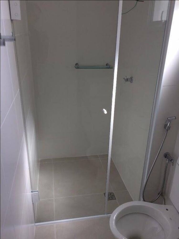 Apartamento à venda com 2 quartos, 65m² - Foto 3