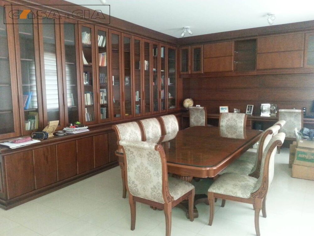 Casa à venda com 4 quartos, 730m² - Foto 3