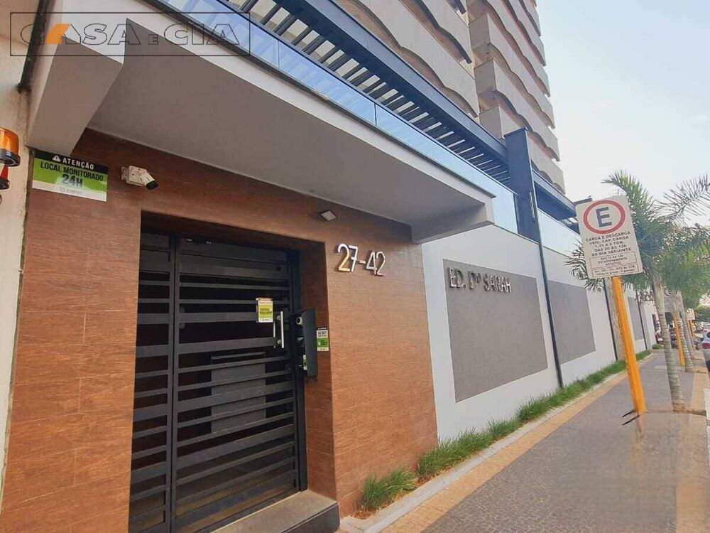 Apartamento à venda com 3 quartos, 149m² - Foto 2