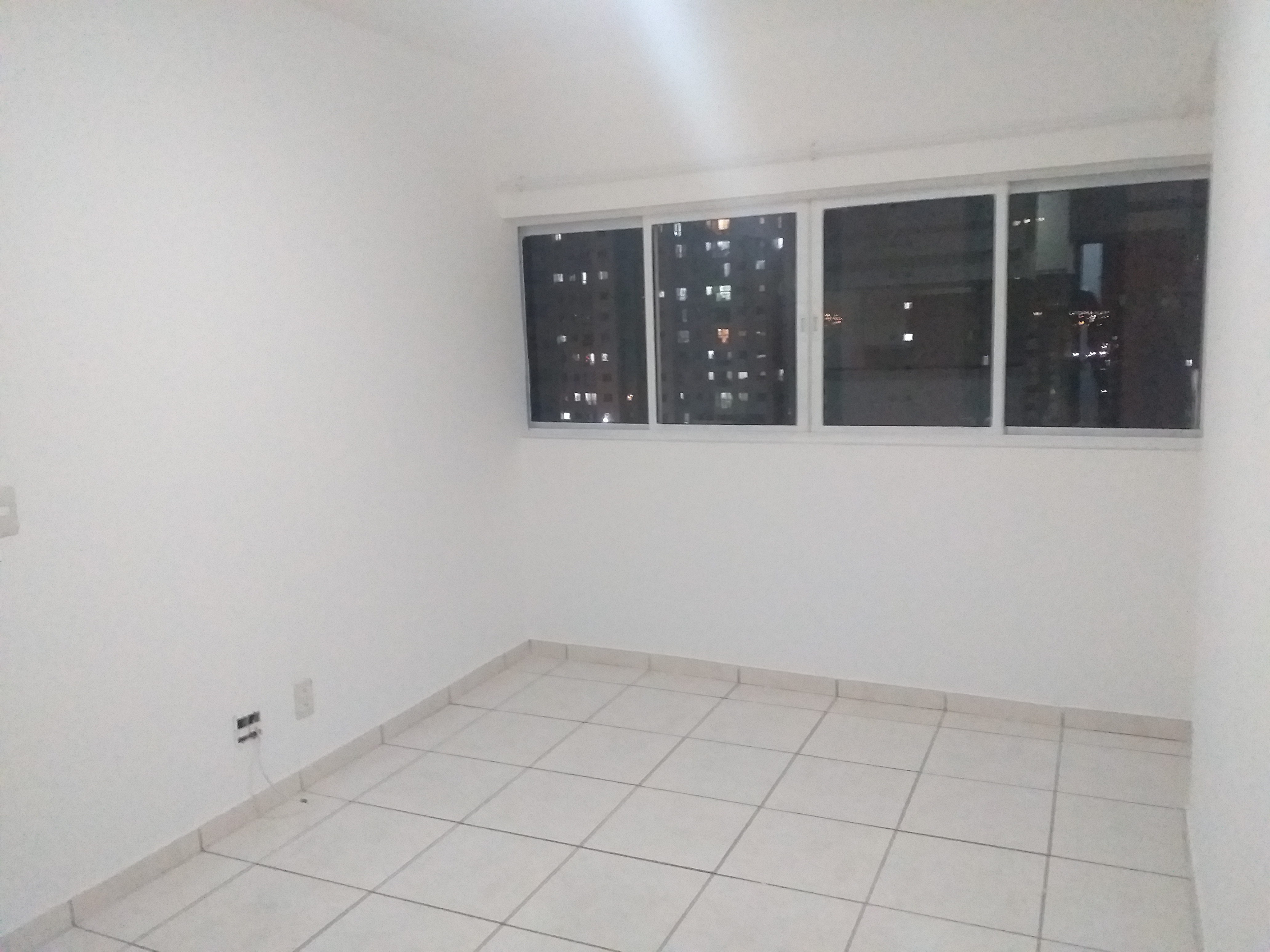 Apartamento à venda com 2 quartos, 48m² - Foto 3