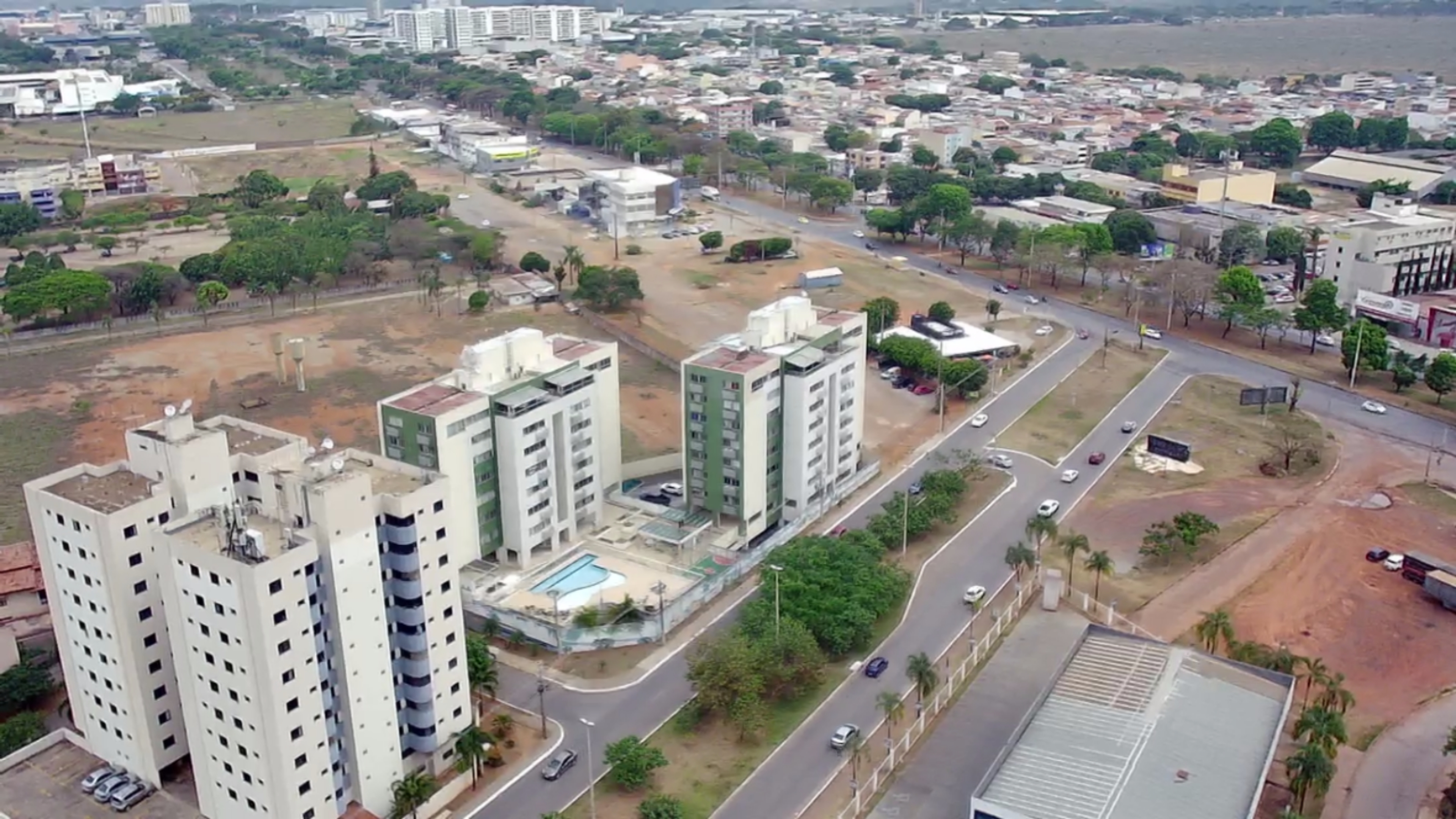 Casa à venda com 4 quartos, 300m² - Foto 28