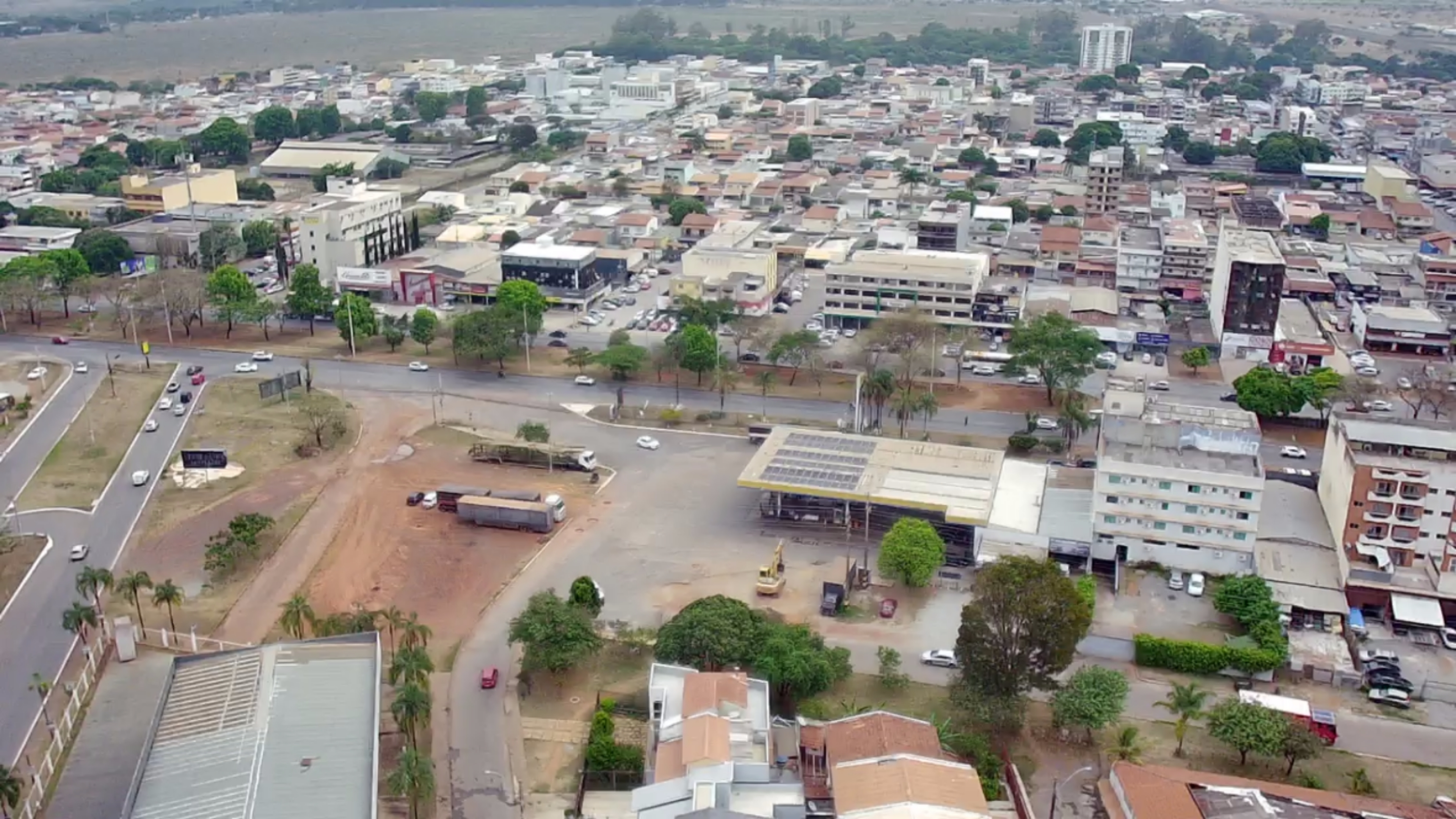 Casa à venda com 4 quartos, 300m² - Foto 31