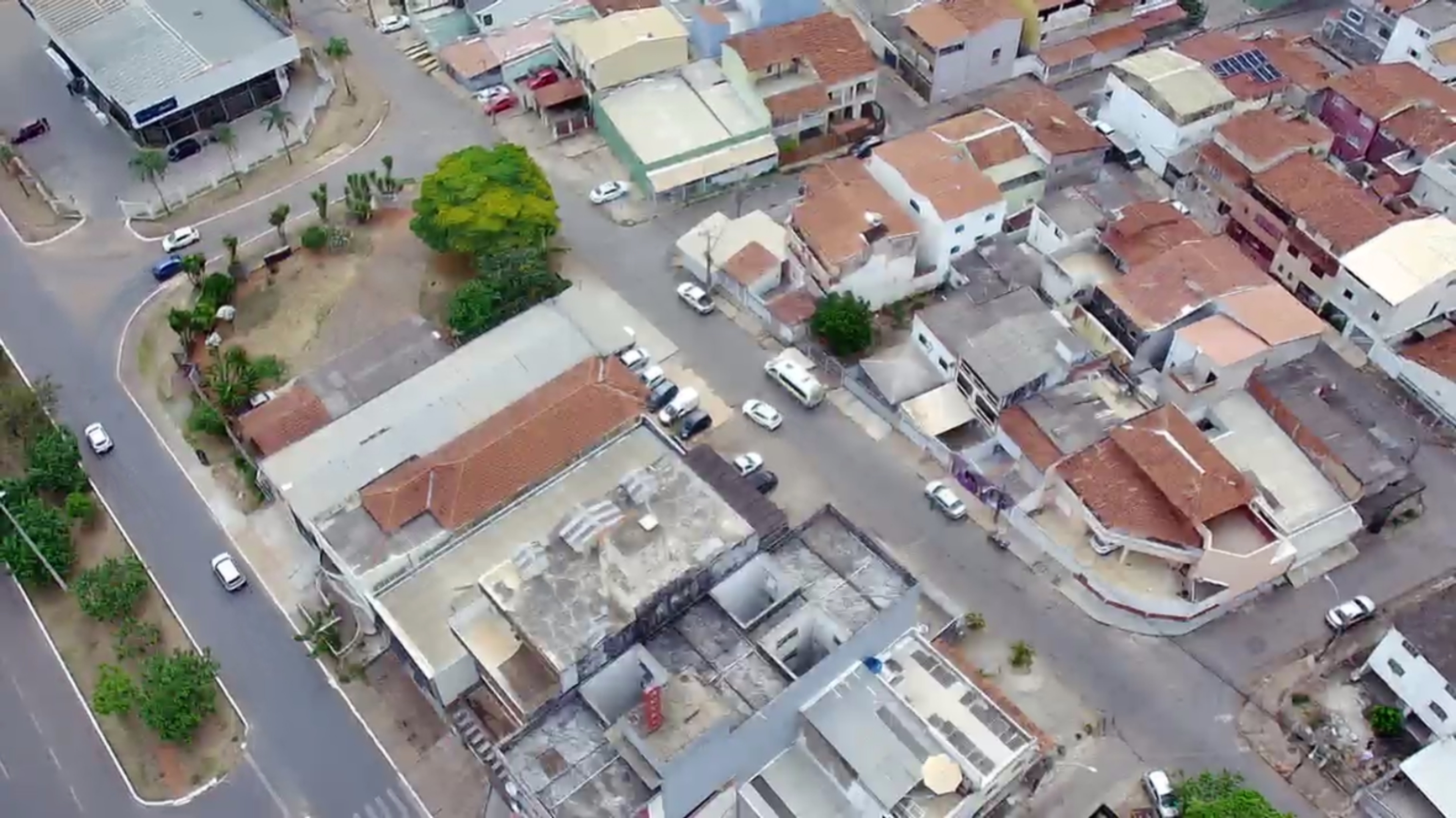 Casa à venda com 4 quartos, 300m² - Foto 38