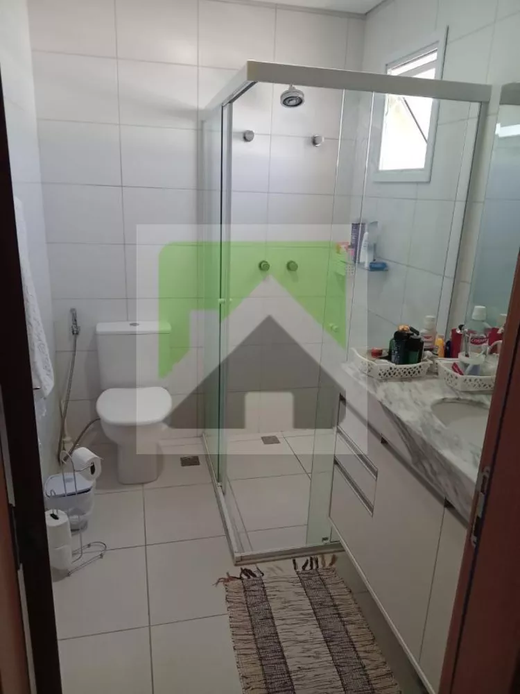 Apartamento à venda com 3 quartos, 204m² - Foto 3