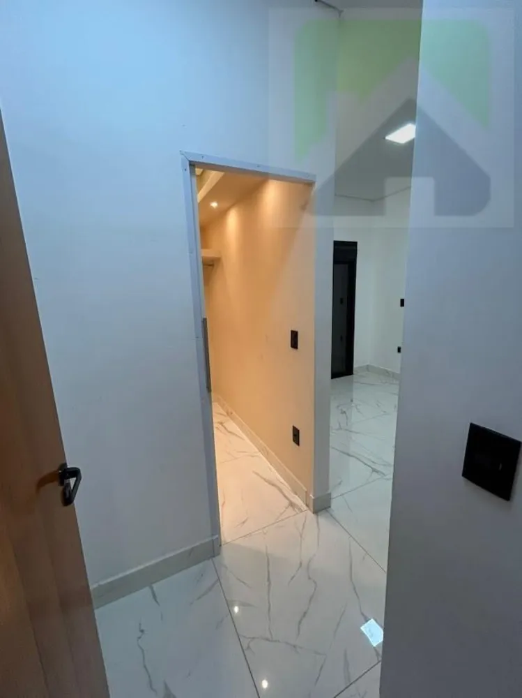 Sobrado, 4 quartos, 209 m² - Foto 2