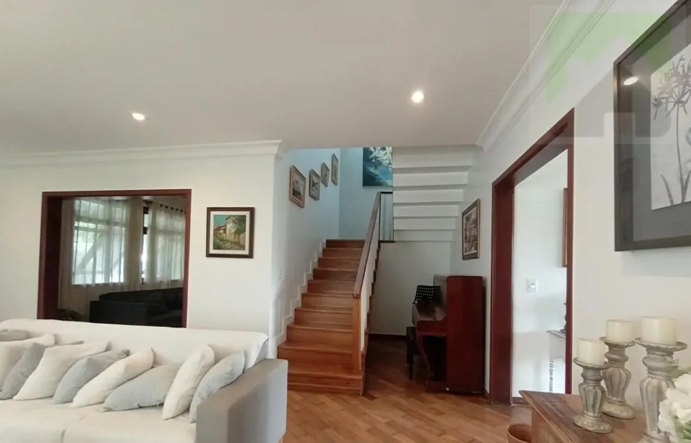 Sobrado, 4 quartos, 500 m² - Foto 1